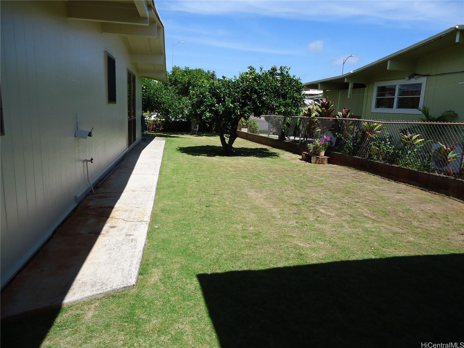 833 Hoomoana St Pearl City - Rental - photo 8 of 25