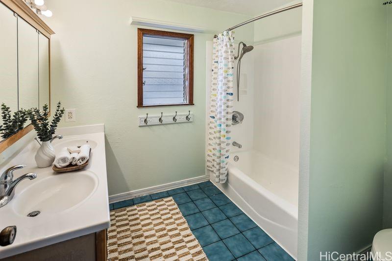 834  Oneawa Street Coconut Grove, Kailua home - photo 17 of 25