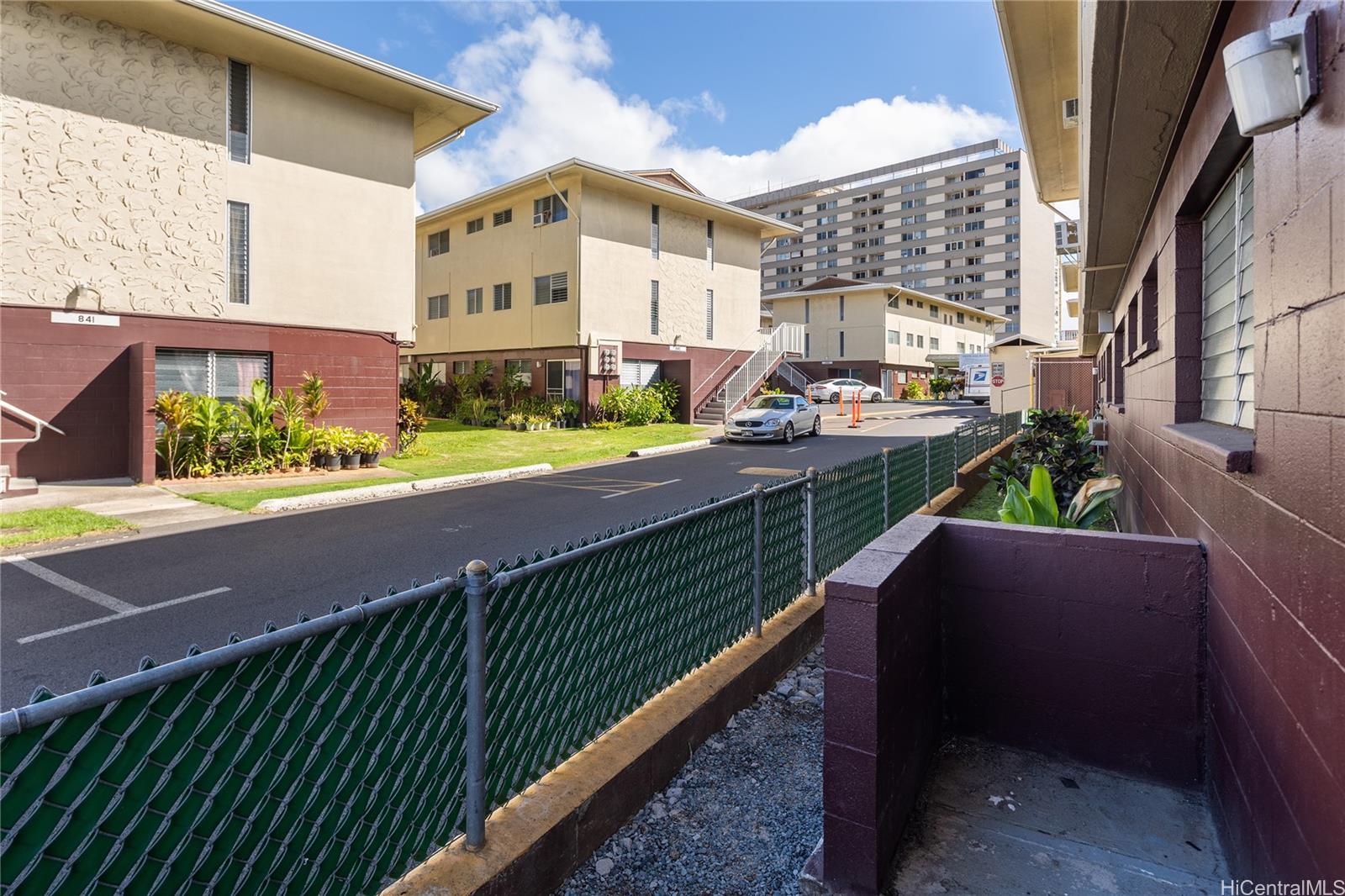 Tropicana Manor-Moanalua condo # 8371, Honolulu, Hawaii - photo 16 of 17