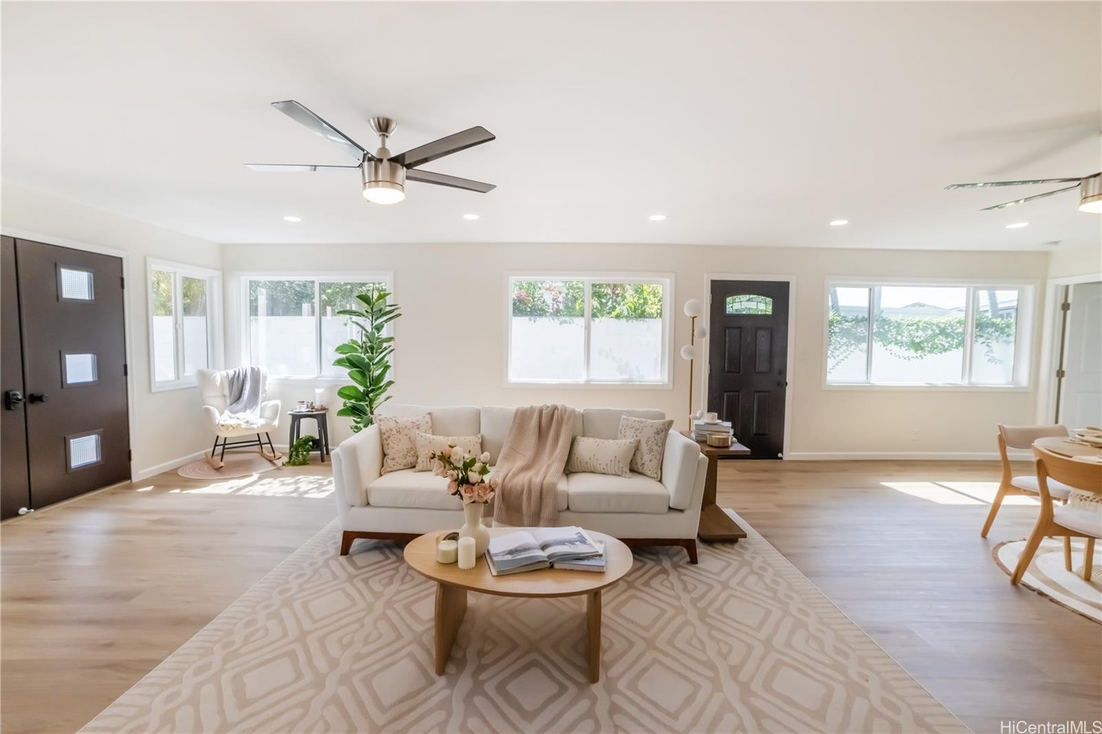 837  Oneawa Street Koolaupoko, Kailua home - photo 3 of 25