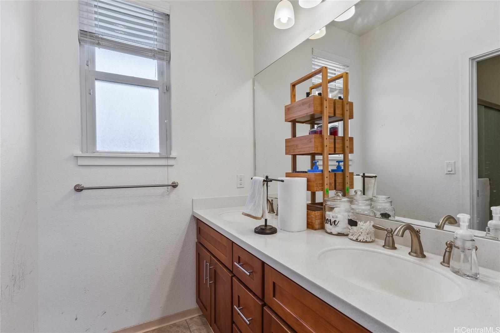 Kahiku at Mehana condo # 605, Kapolei, Hawaii - photo 4 of 25