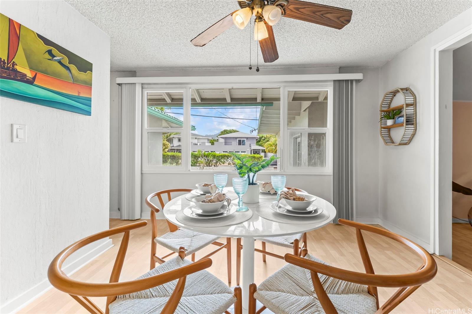 840  Oneawa Street Koolaupoko, Kailua home - photo 3 of 24