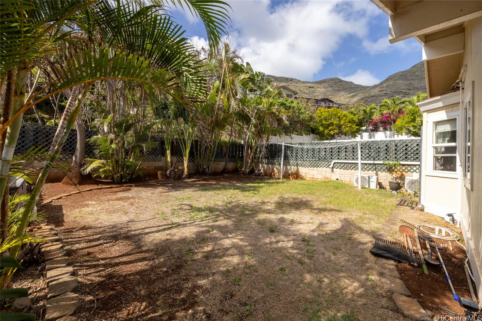 840  Papalalo Pl Kalama Valley, Hawaii Kai home - photo 25 of 25