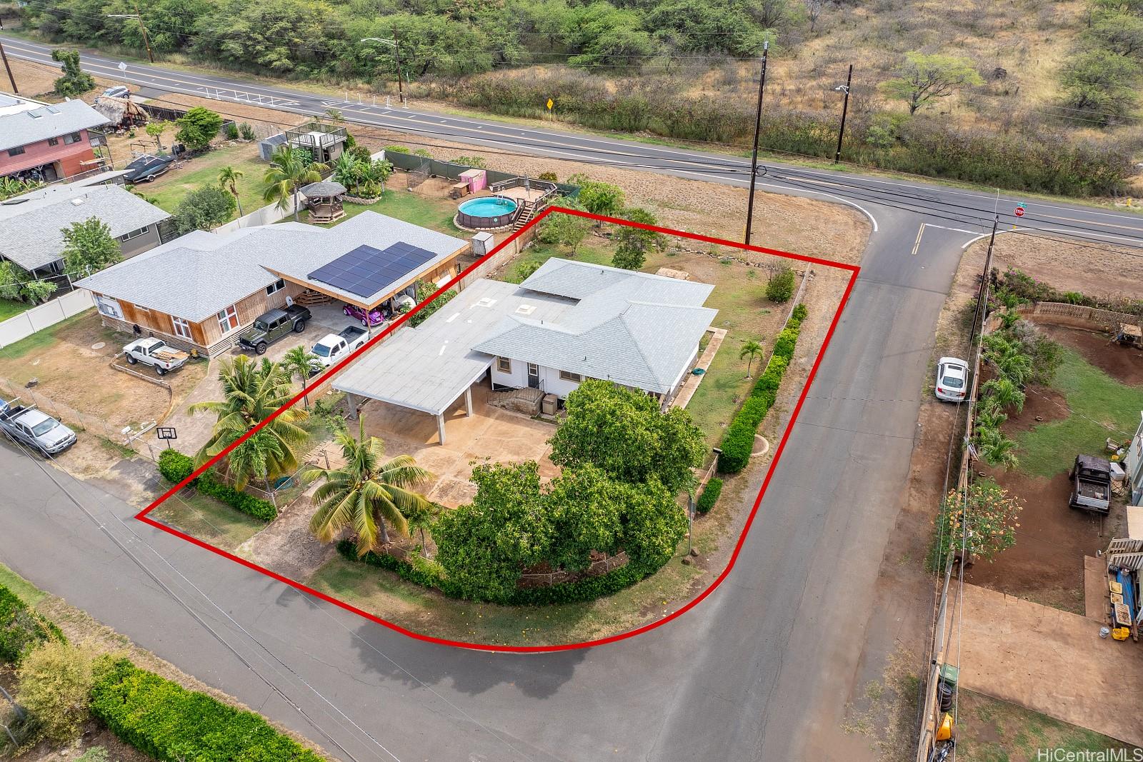 84-052  Lawaia Street Makaha, Leeward home - photo 22 of 24