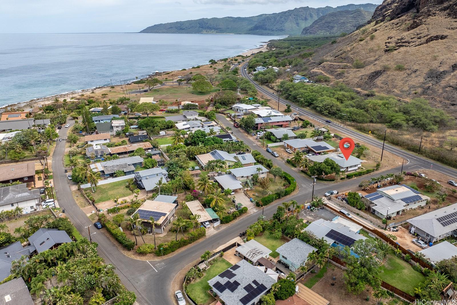 84-052  Lawaia Street Makaha, Leeward home - photo 23 of 24