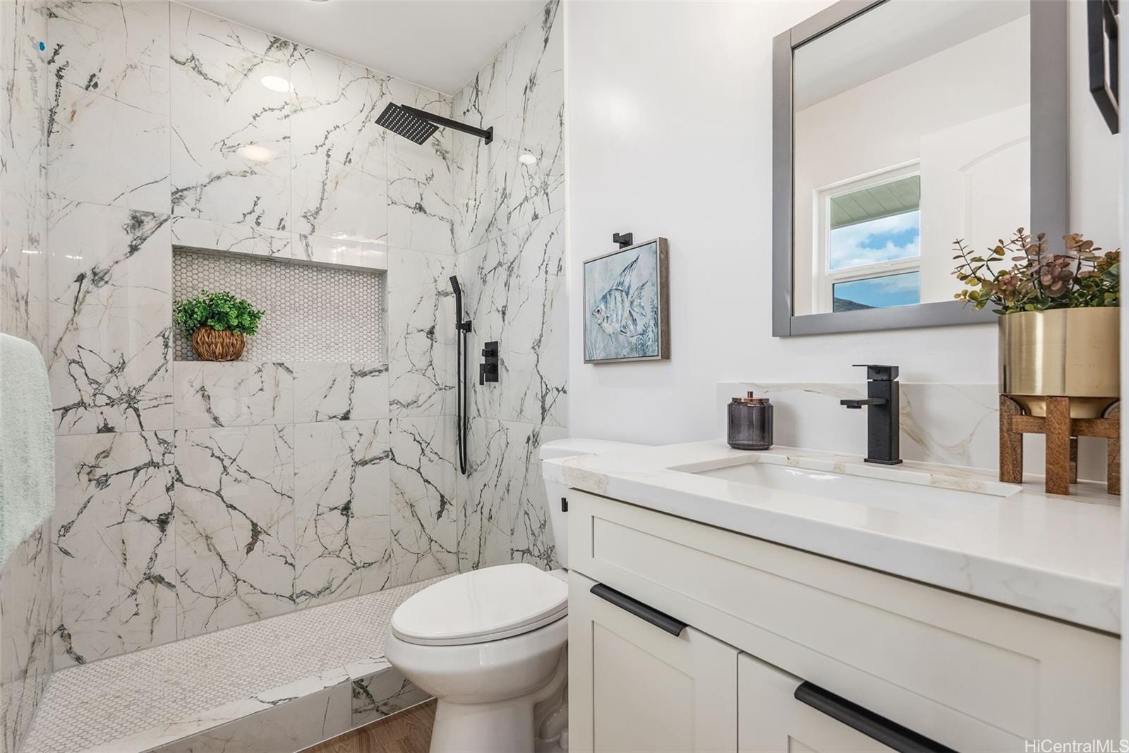 84-1001  Lahaina Street Makaha, Leeward home - photo 12 of 25