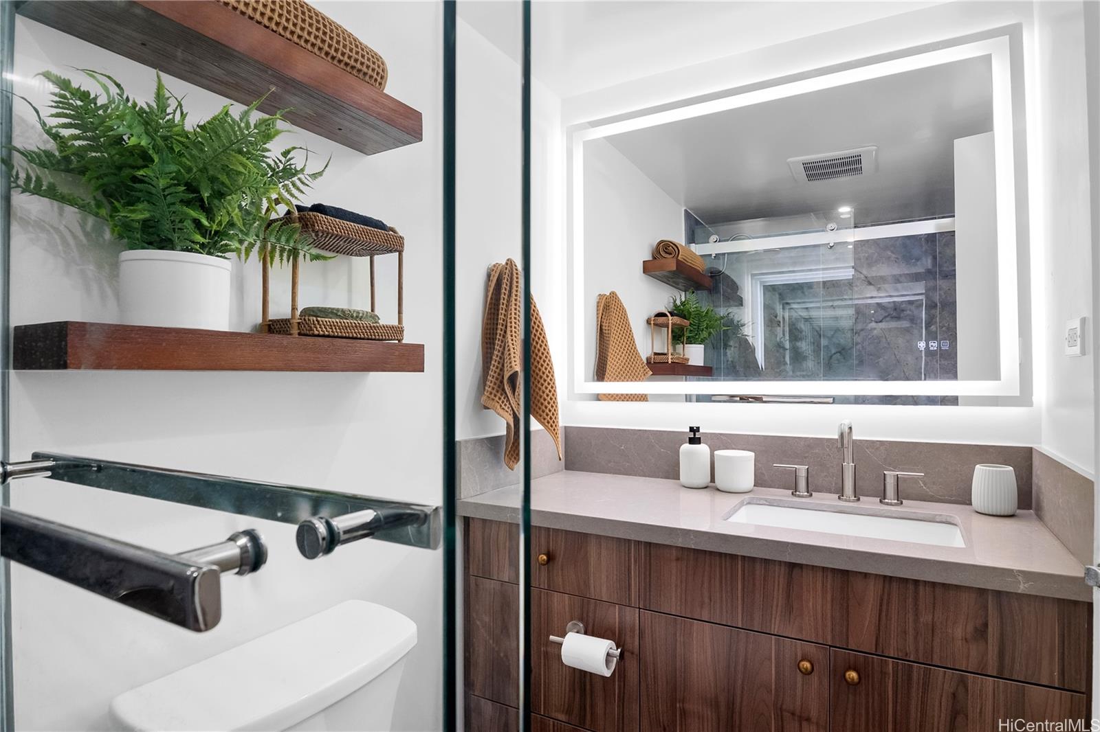 Hawaiian Princess condo # 604, Waianae, Hawaii - photo 11 of 14