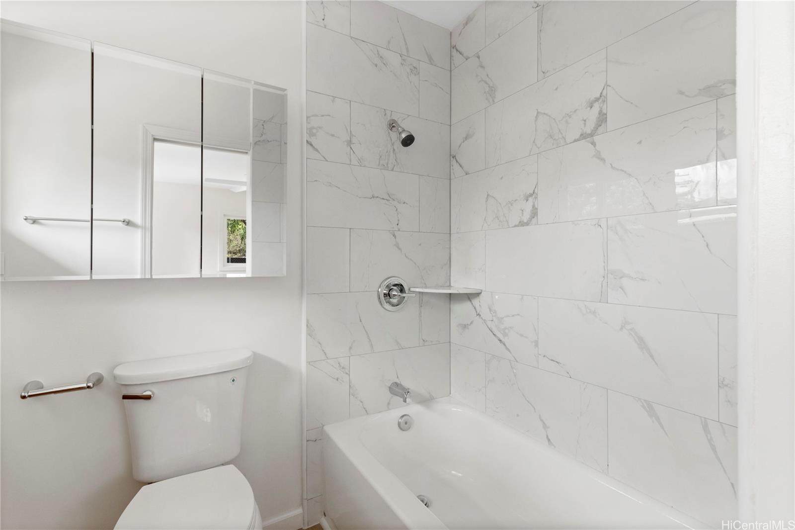 84-1035  Lahaina Street Makaha, Leeward home - photo 13 of 20