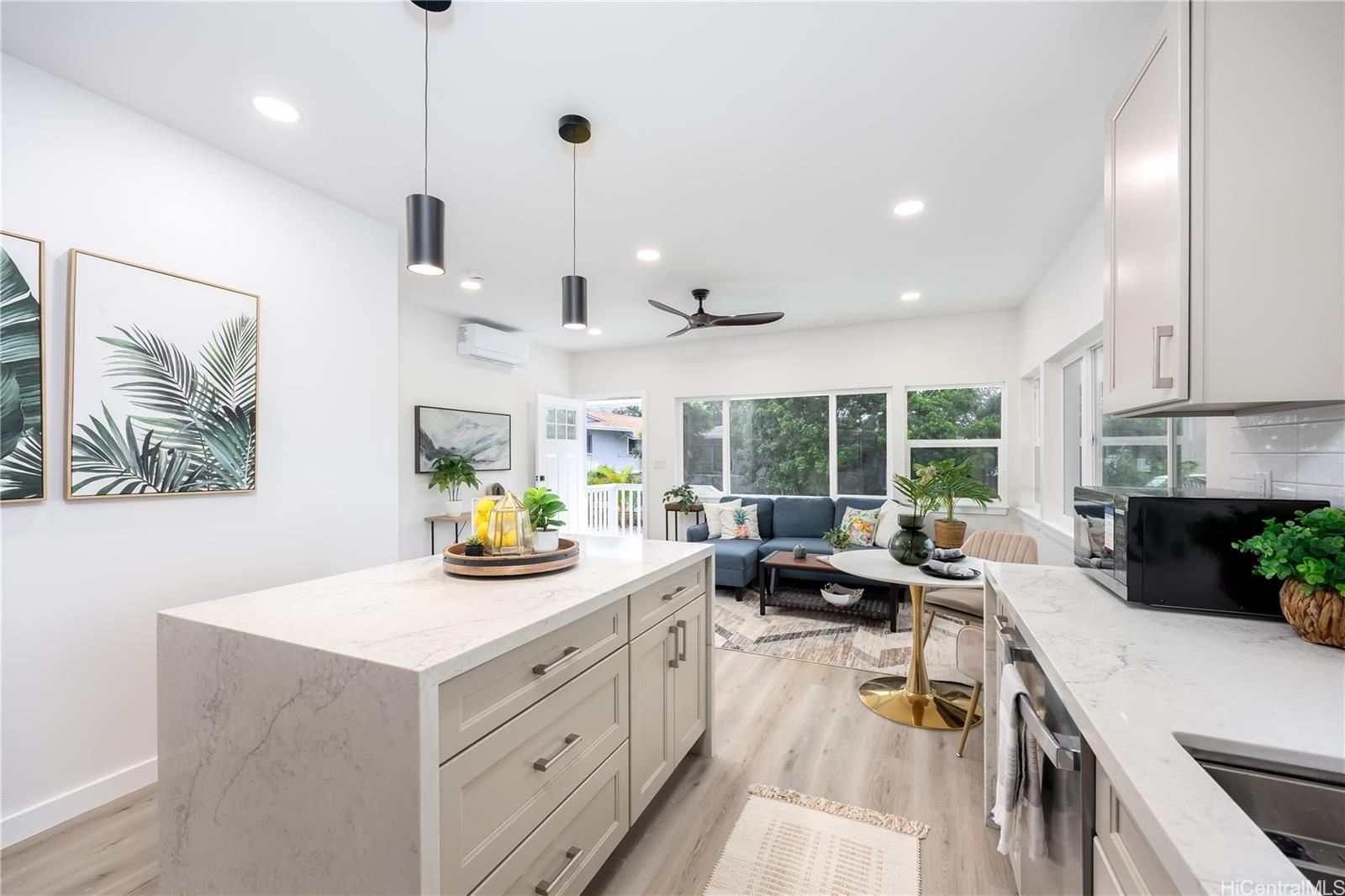 84-1036  Farrington Hwy Makaha, Leeward home - photo 6 of 25