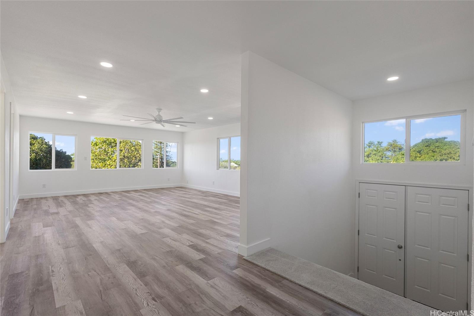 84-1036  Noholio Road Makaha, Leeward home - photo 10 of 25