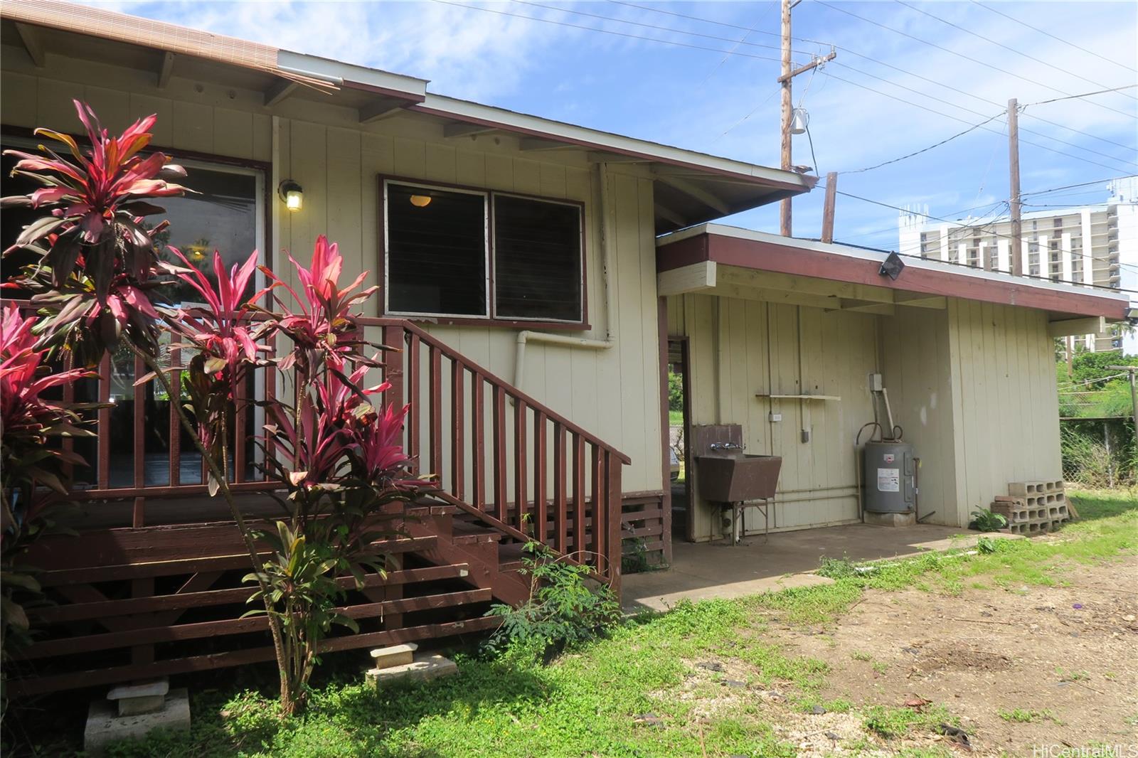 84-1046 Farrington Hwy Waianae - Rental - photo 4 of 20