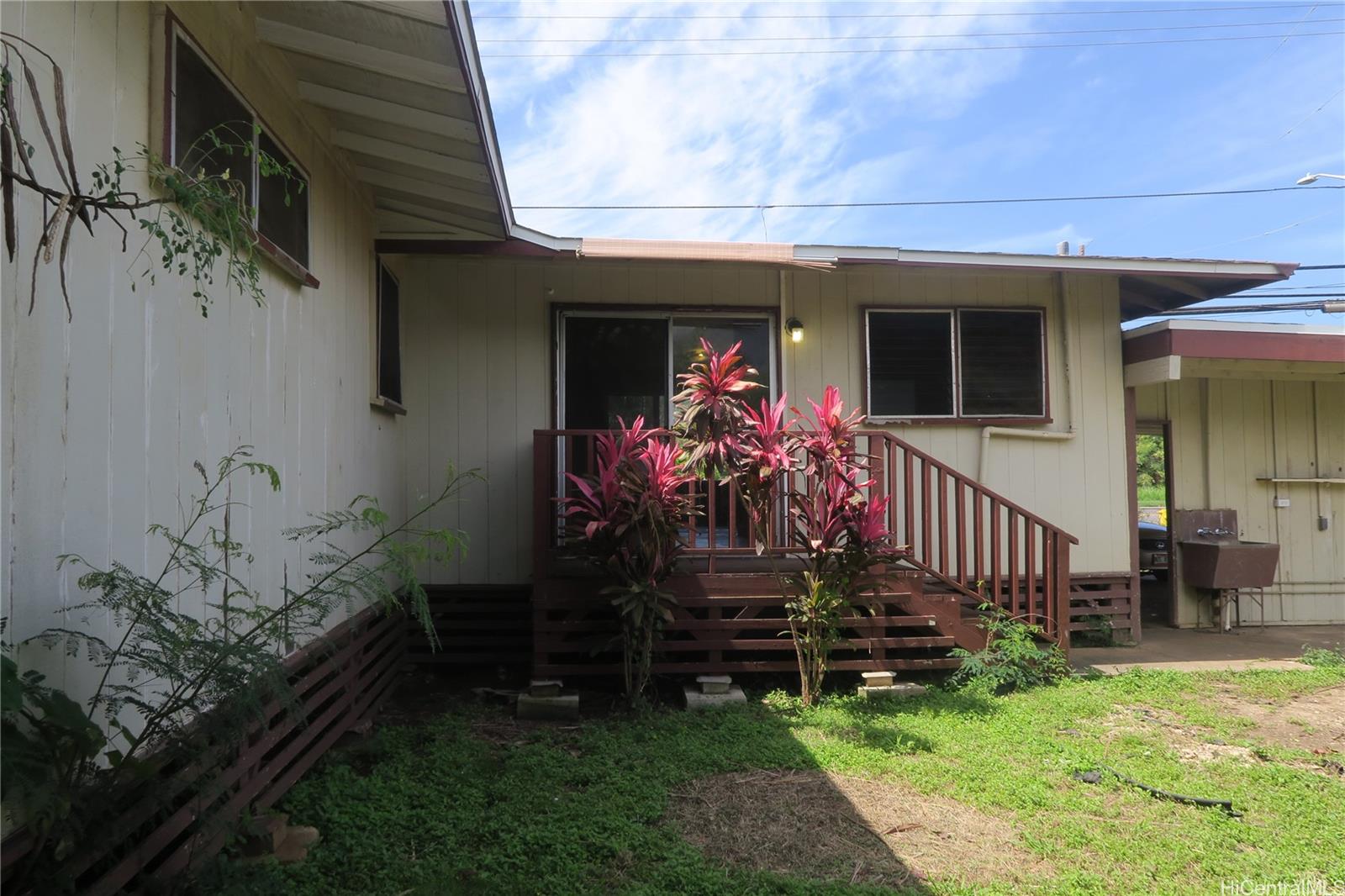 84-1046 Farrington Hwy Waianae - Rental - photo 6 of 20