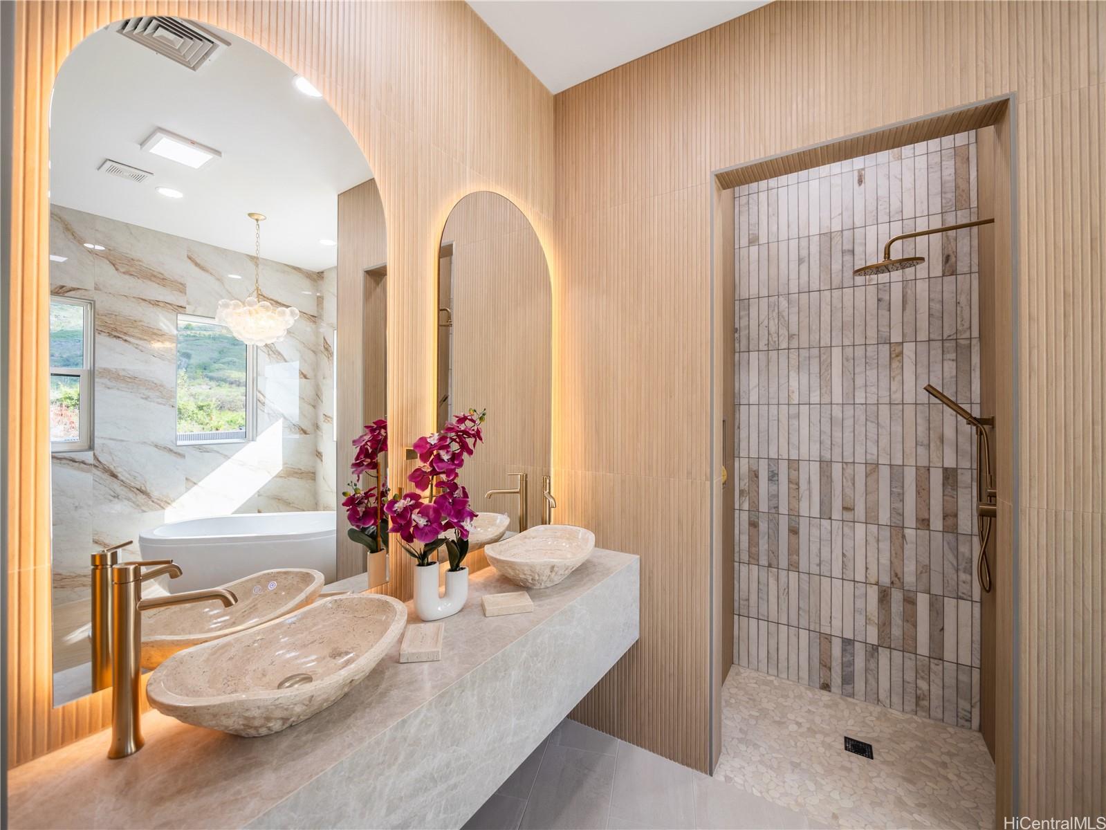 84-1060  Maunaolu Street Maunaolu Estates, Leeward home - photo 21 of 25