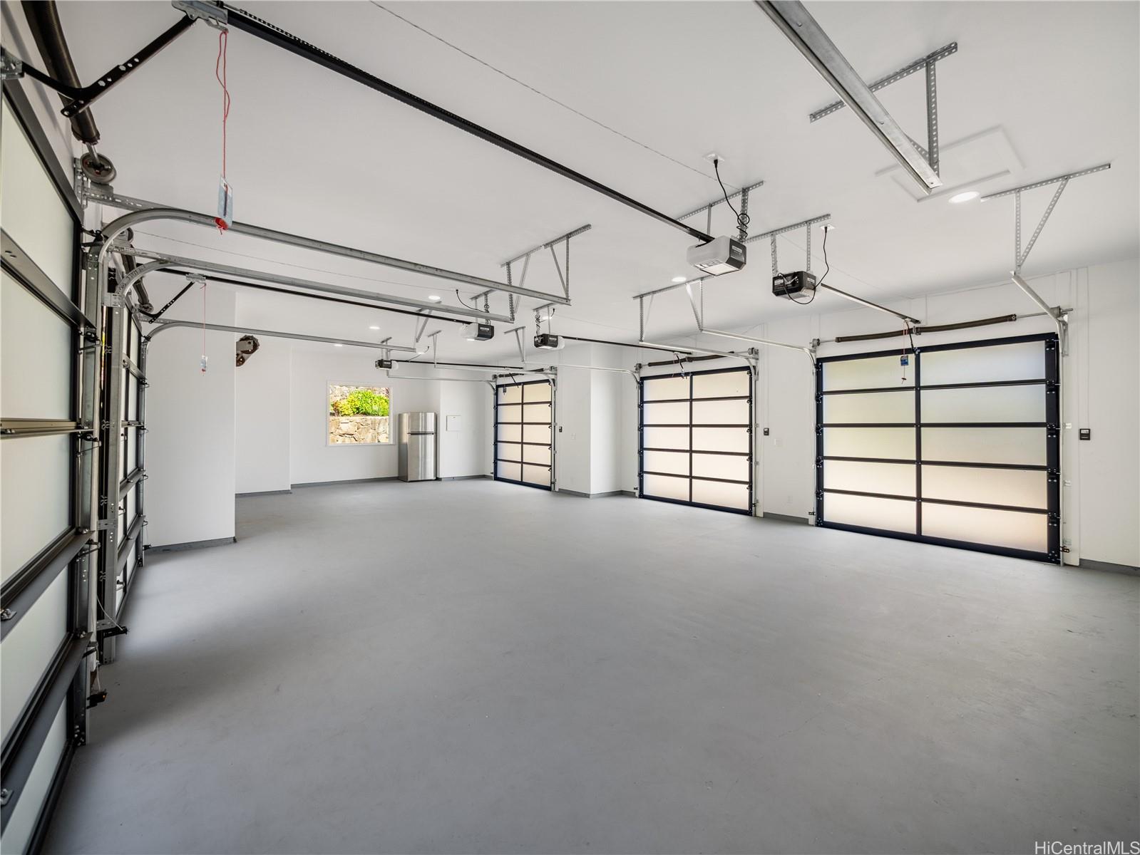 84-1060  Maunaolu Street Maunaolu Estates, Leeward home - photo 22 of 25