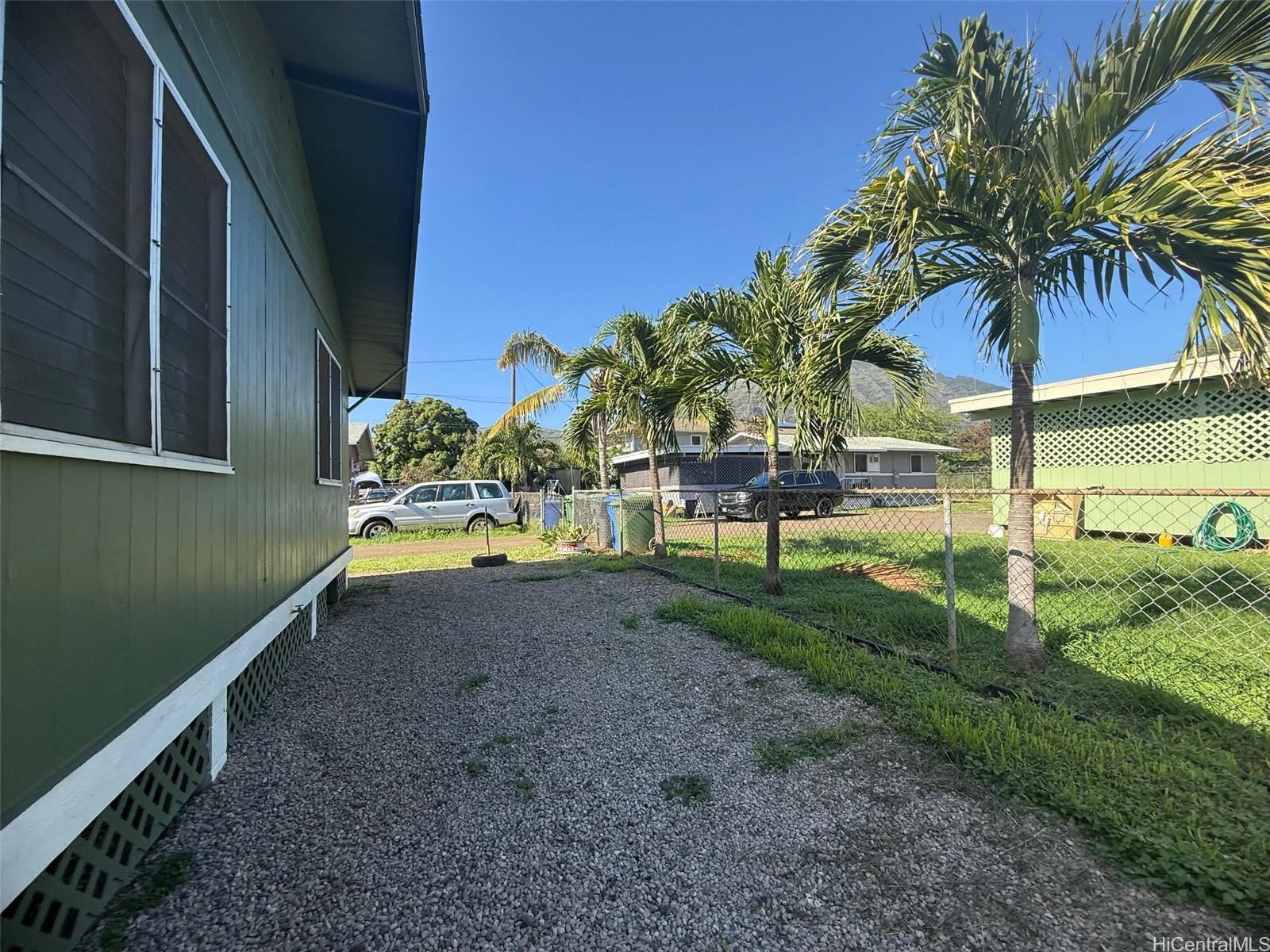 84-1064 Lahaina St Waianae - Rental - photo 11 of 14