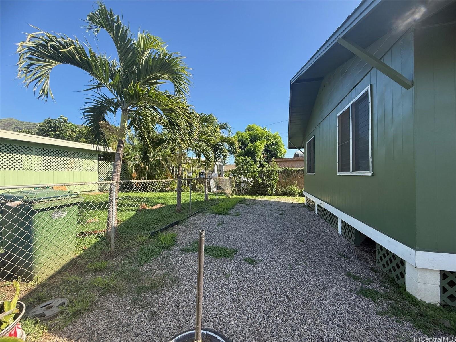 84-1064 Lahaina St Waianae - Rental - photo 12 of 14