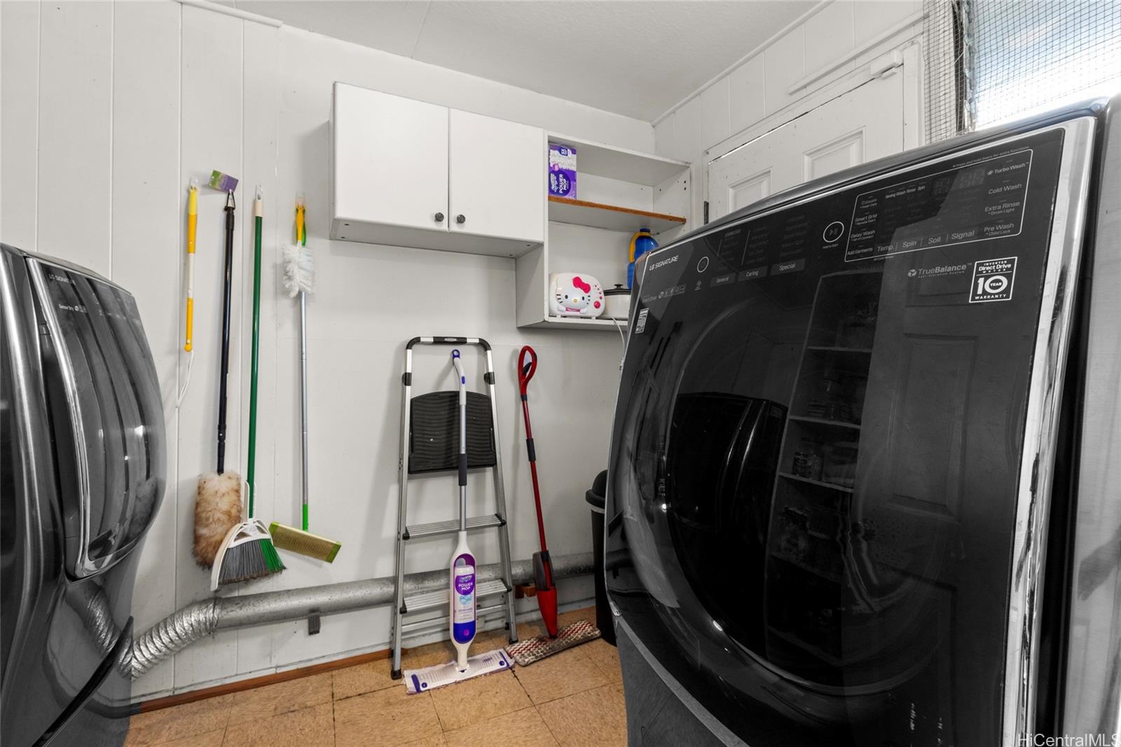 84-107  Jade St Makaha, Leeward home - photo 4 of 15