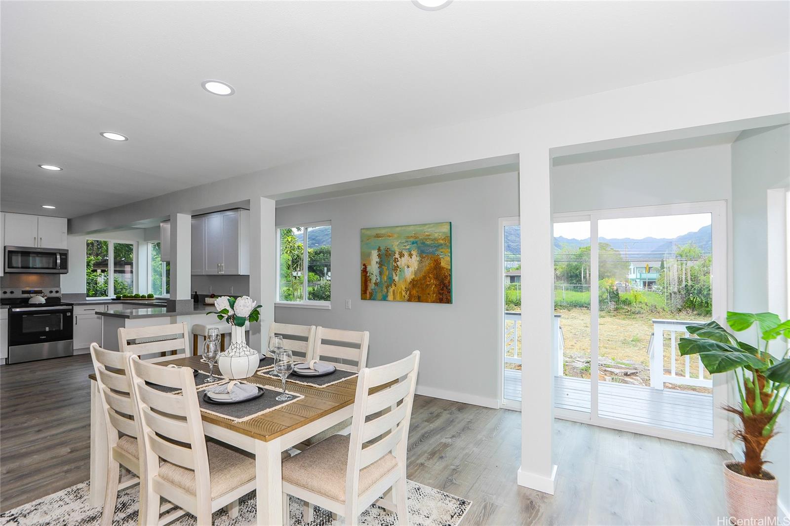 84-1070  Lahilahi Street Makaha, Leeward home - photo 4 of 17