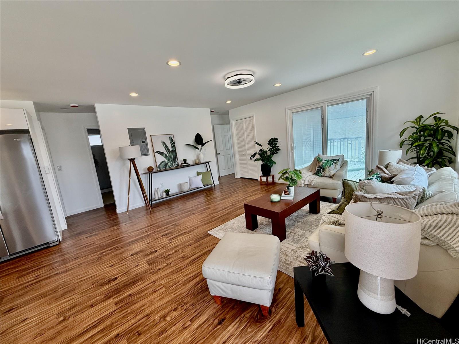 84-1132  Hana St Makaha, Leeward home - photo 5 of 16