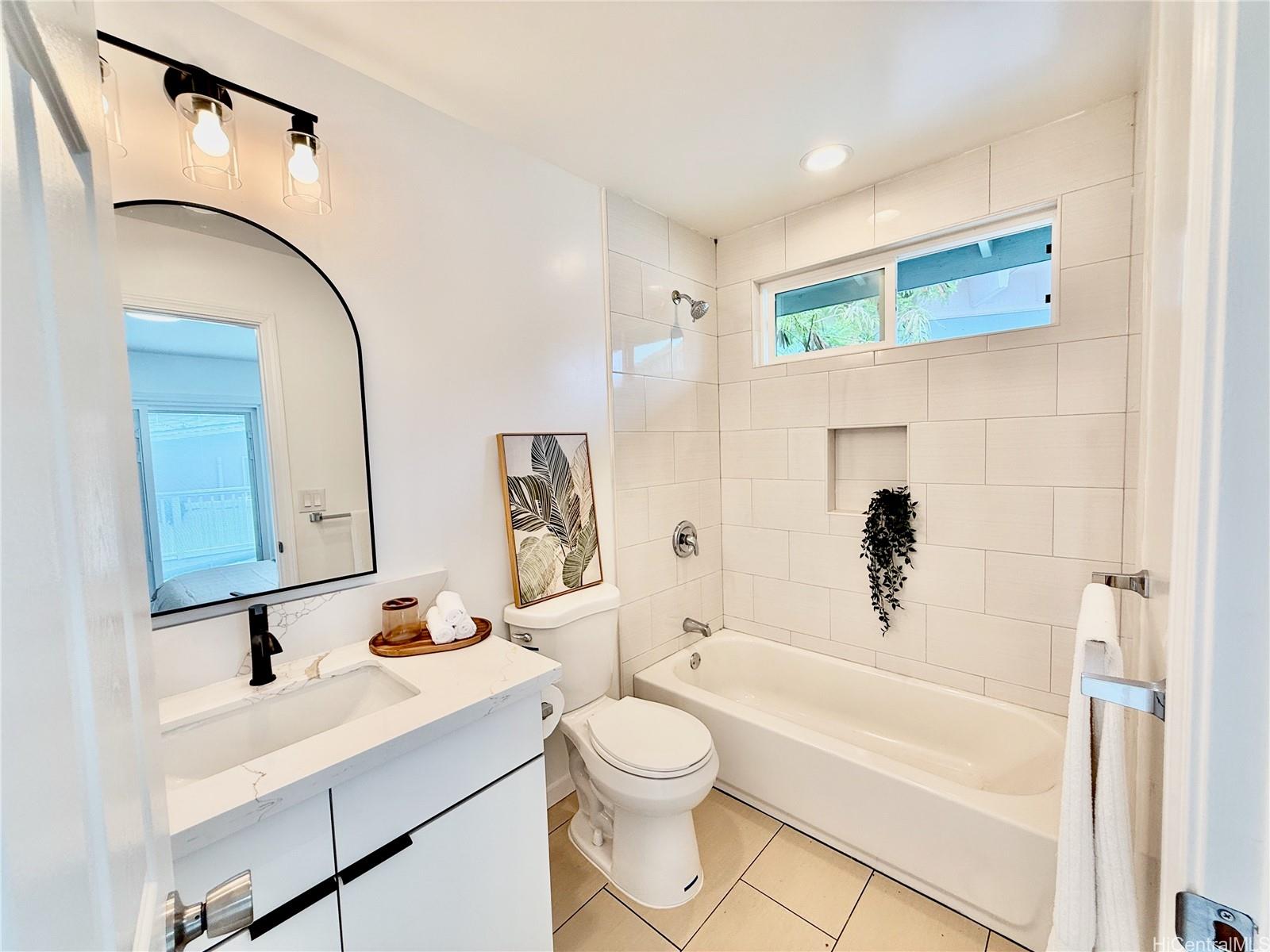 84-1132  Hana St Makaha, Leeward home - photo 10 of 16