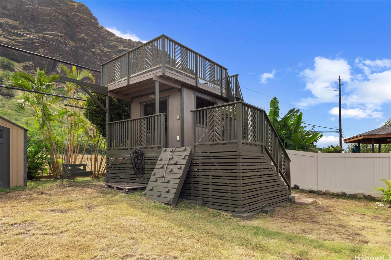 84-21  Makau Street Makaha, Leeward home - photo 24 of 25