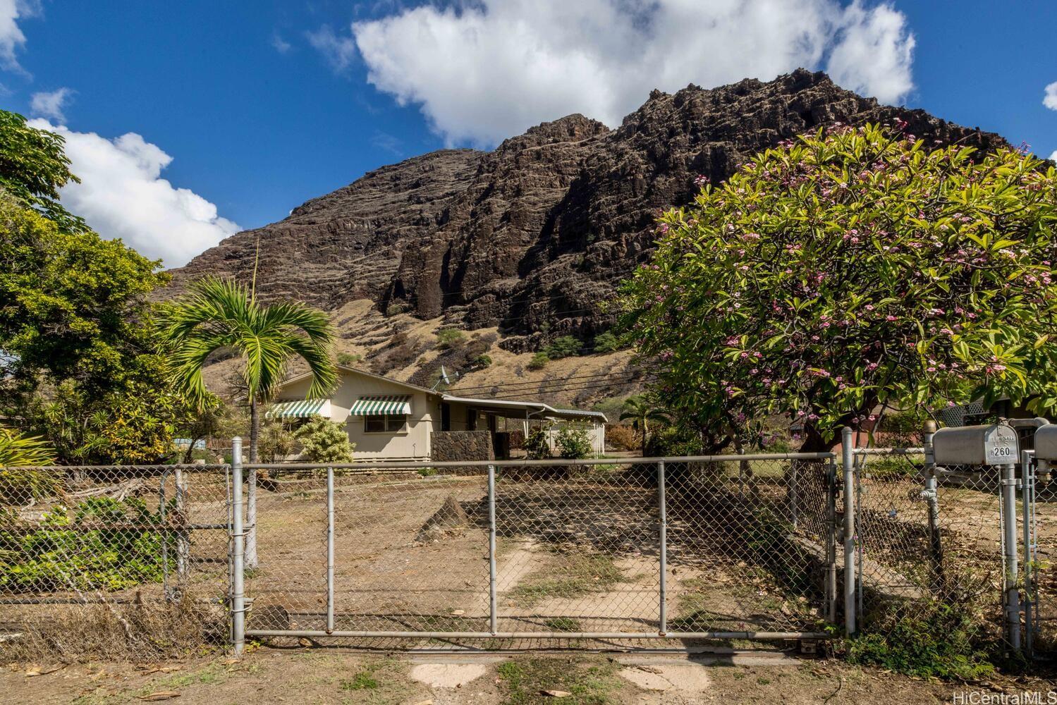 84-260  Holt Street Makaha, Leeward home - photo 8 of 25