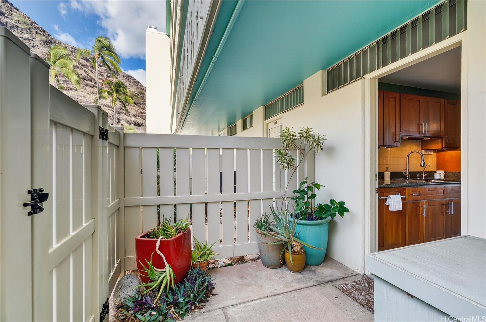 Makaha Shores condo # 108, Waianae, Hawaii - photo 11 of 23