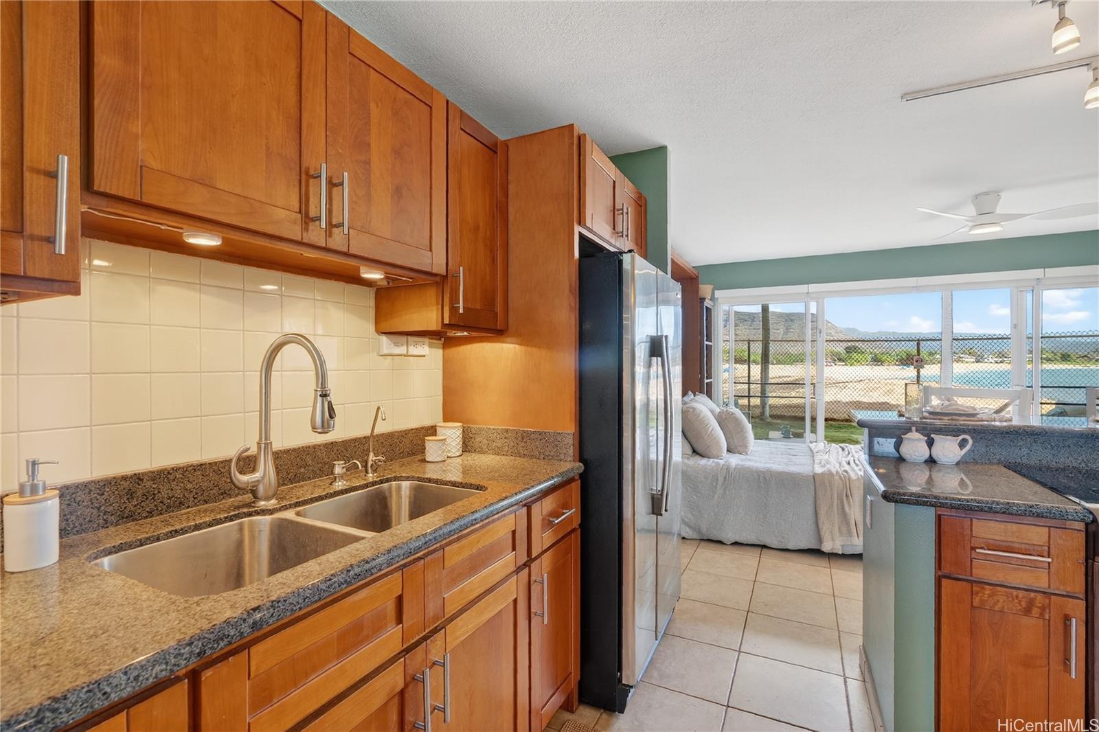 Makaha Shores condo # 108, Waianae, Hawaii - photo 12 of 23