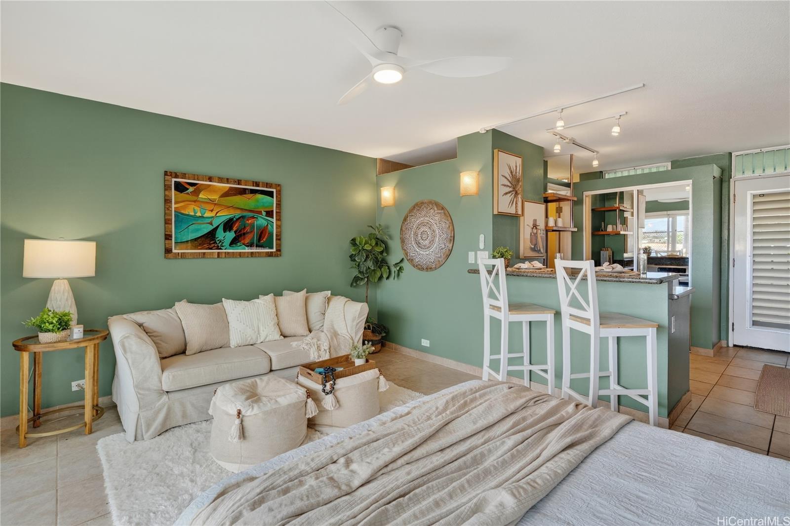 Makaha Shores condo # 108, Waianae, Hawaii - photo 5 of 23