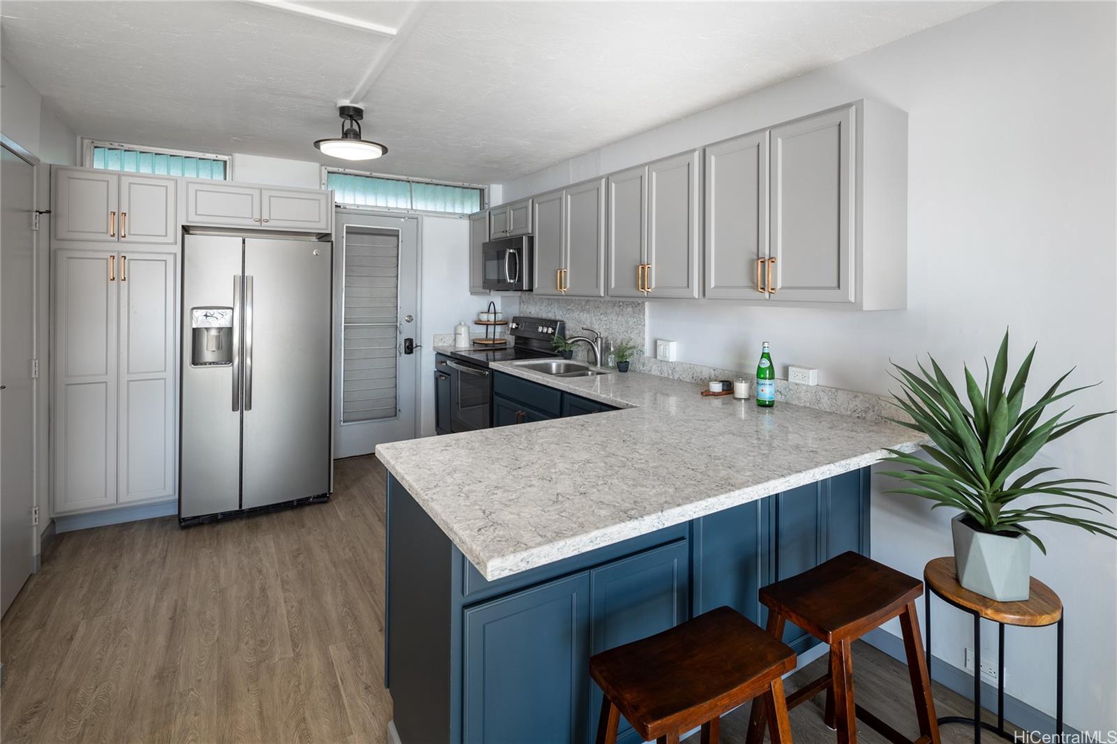 Makaha Shores condo # 206, Waianae, Hawaii - photo 3 of 21