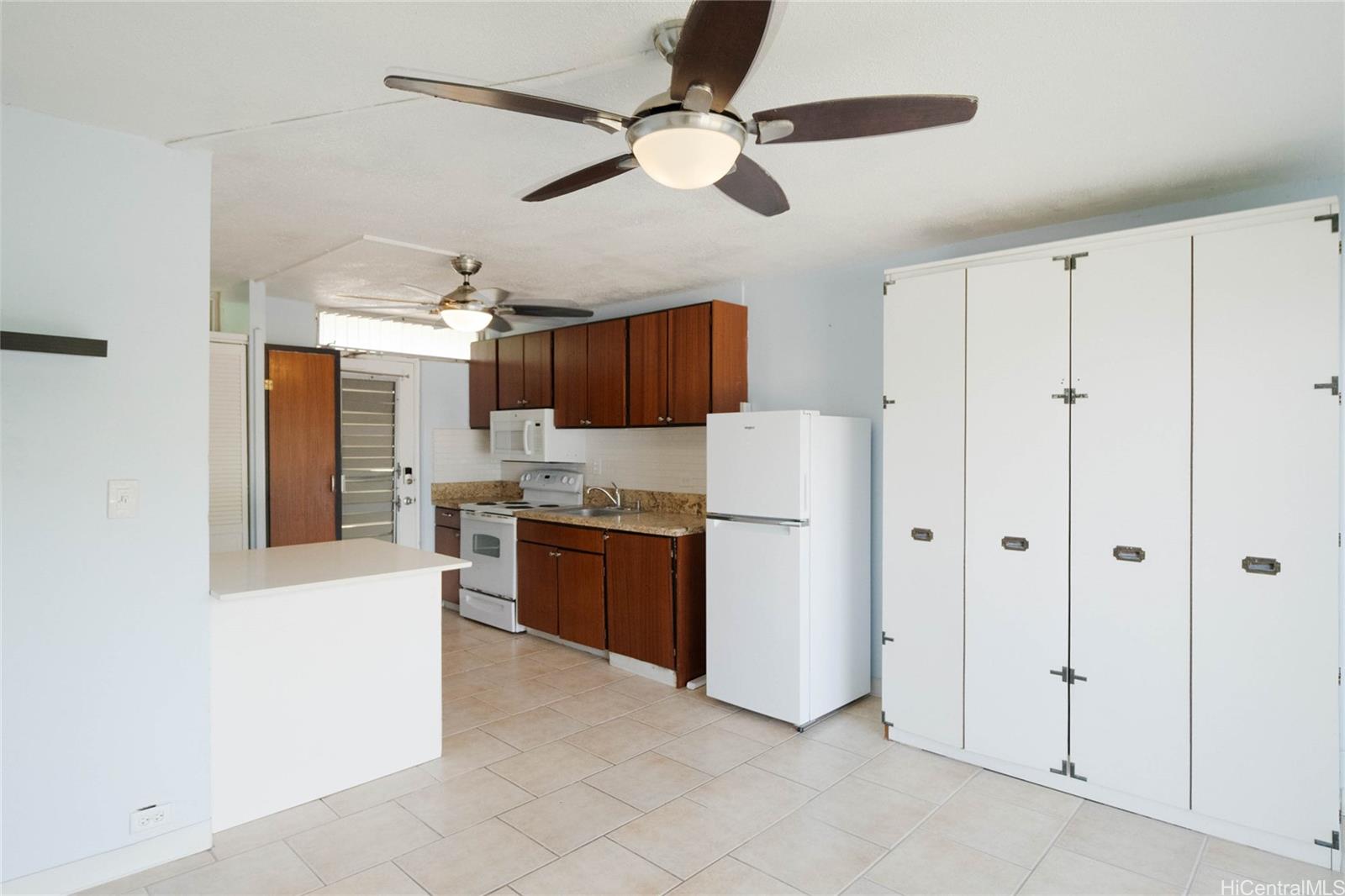 Makaha Shores condo # 302, Waianae, Hawaii - photo 13 of 24