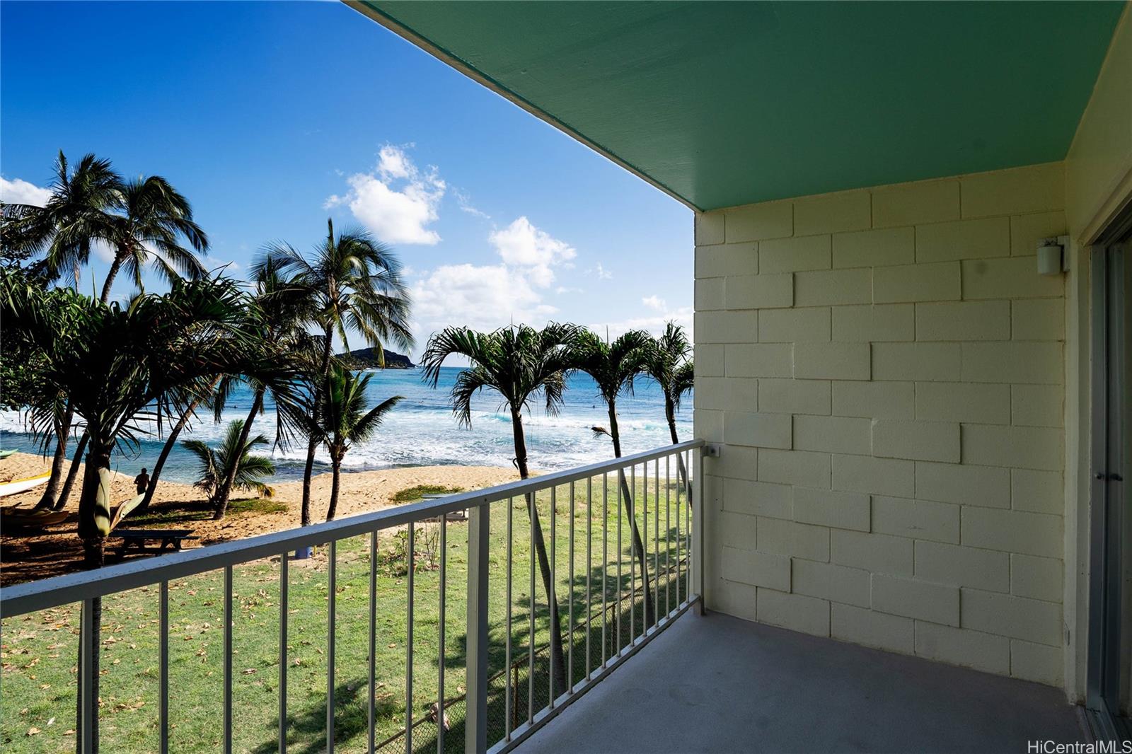 Makaha Shores condo # 302, Waianae, Hawaii - photo 4 of 24
