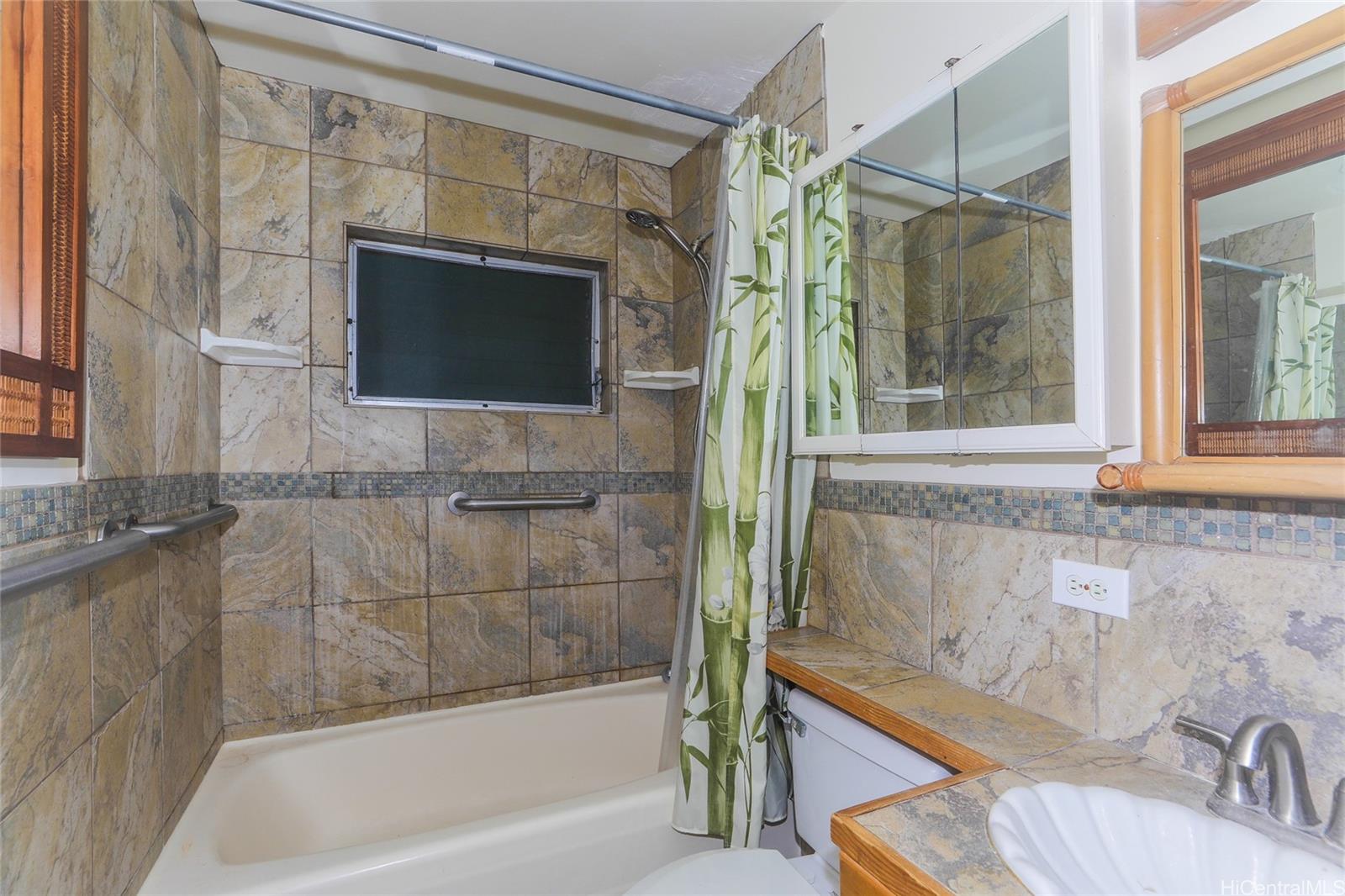 Makaha Shores condo # 311, Waianae, Hawaii - photo 15 of 25