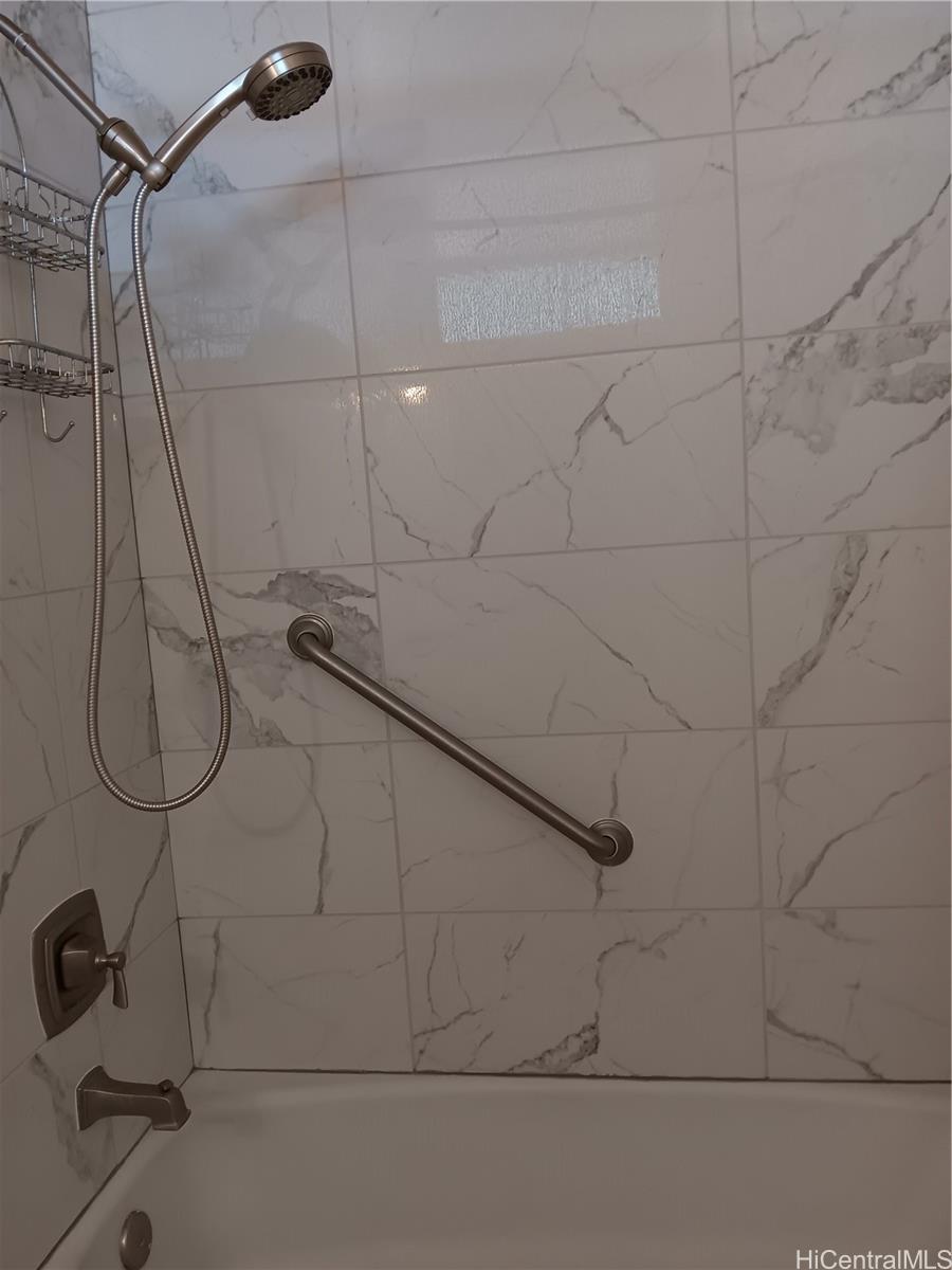 Makaha Shores condo # 407, Waianae, Hawaii - photo 6 of 7