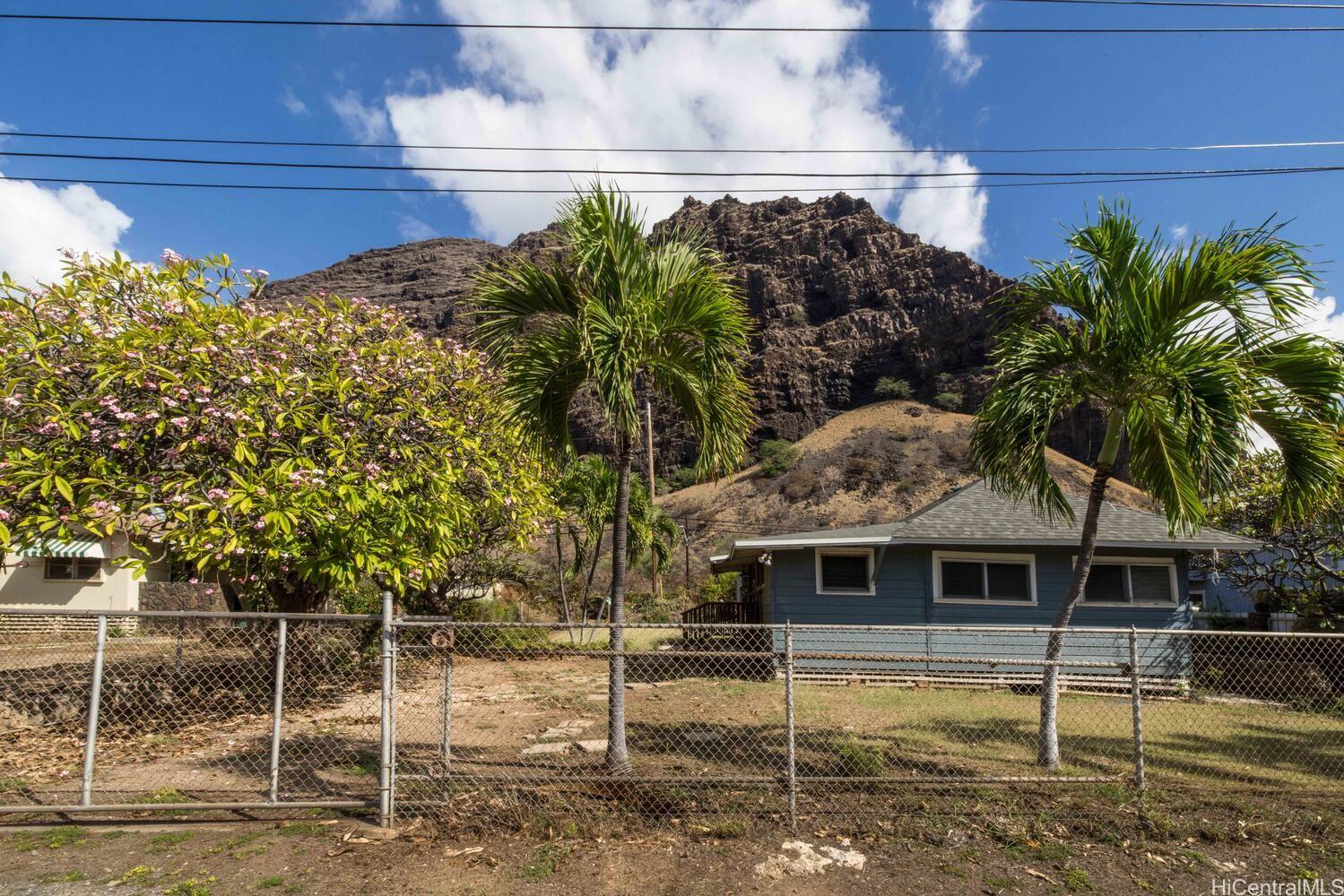 84-270  Holt Street Makaha, Leeward home - photo 11 of 25