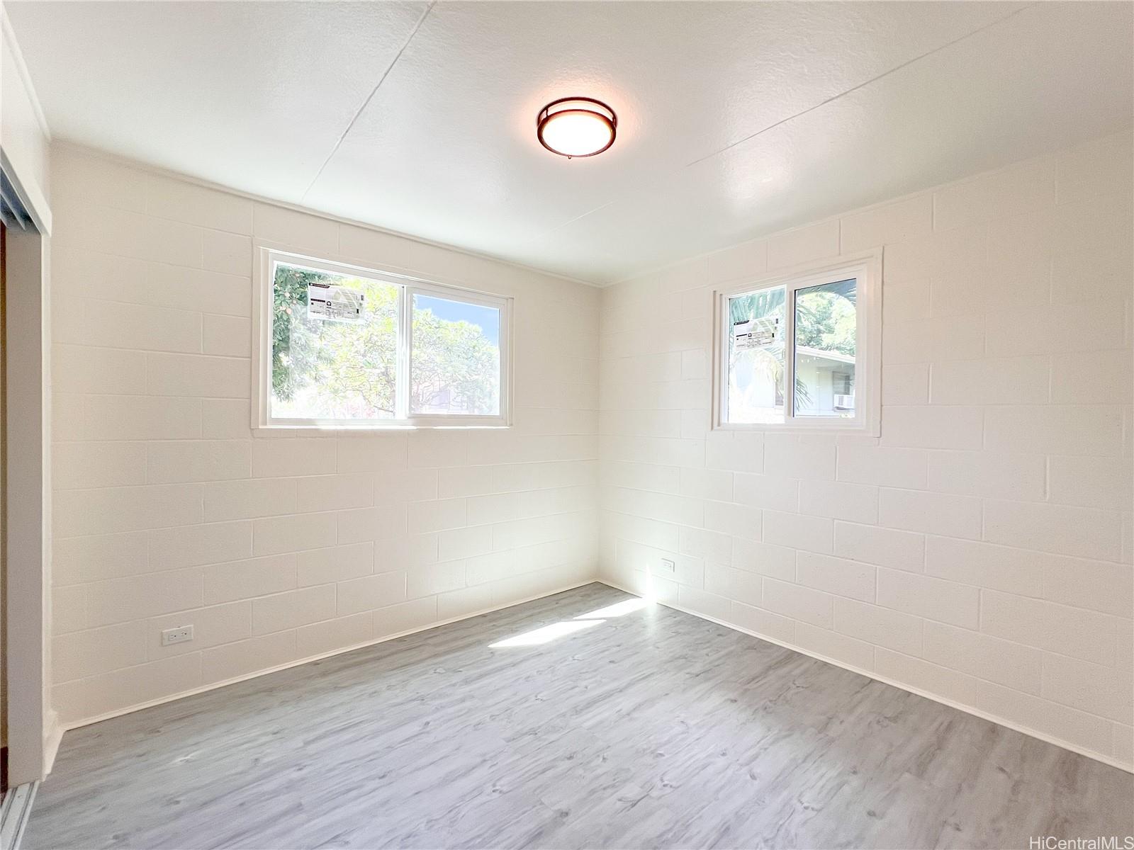 84-290 Makaha Valley Rd Waianae - Rental - photo 15 of 25