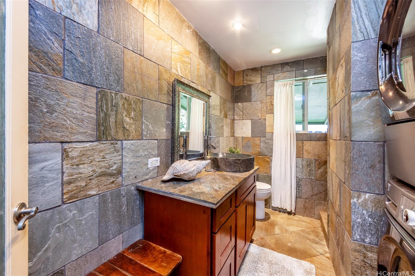 84-387  Jade Street Makaha, Leeward home - photo 12 of 25