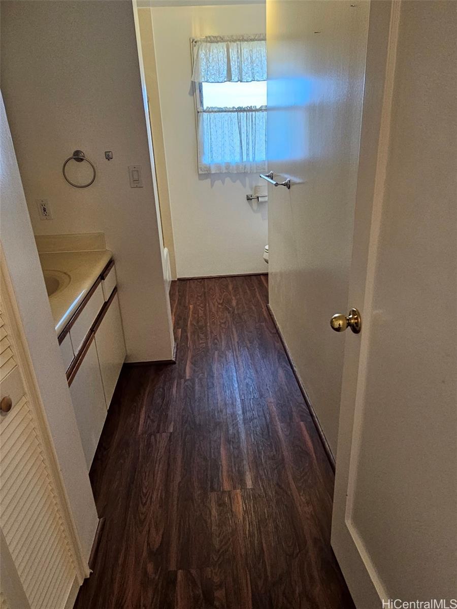 844 Wahinani St Pearl City - Rental - photo 6 of 8