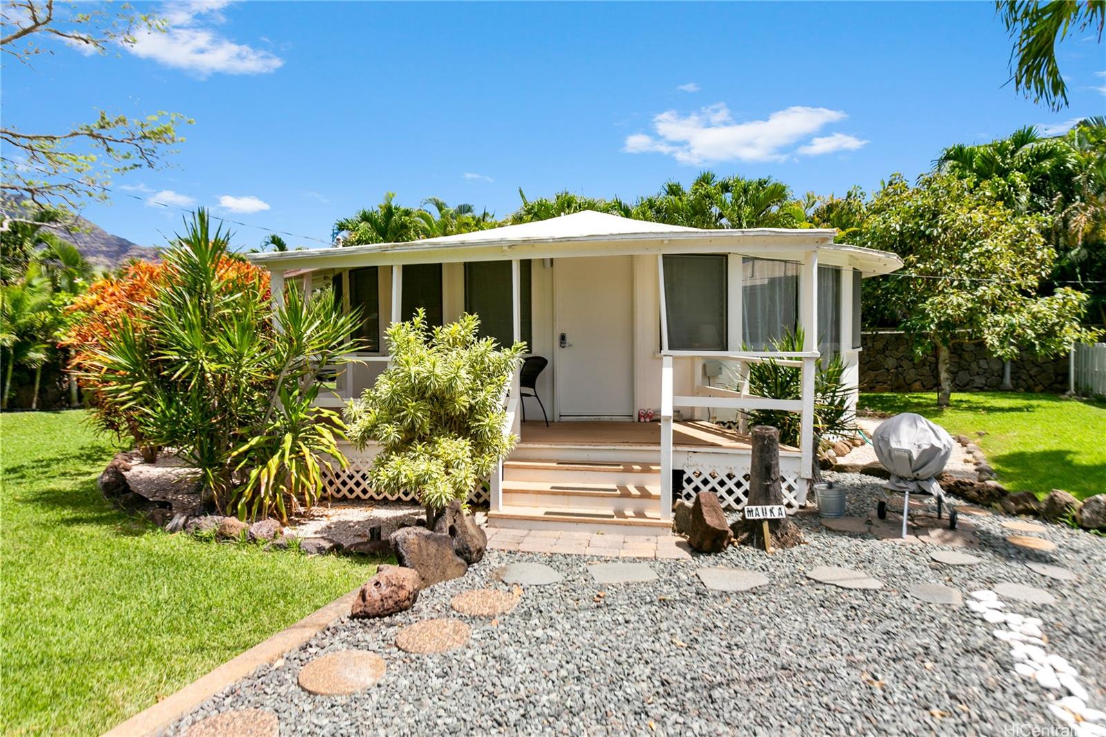 84-485  FARRINGTON Hwy Makaha, Leeward home - photo 15 of 25