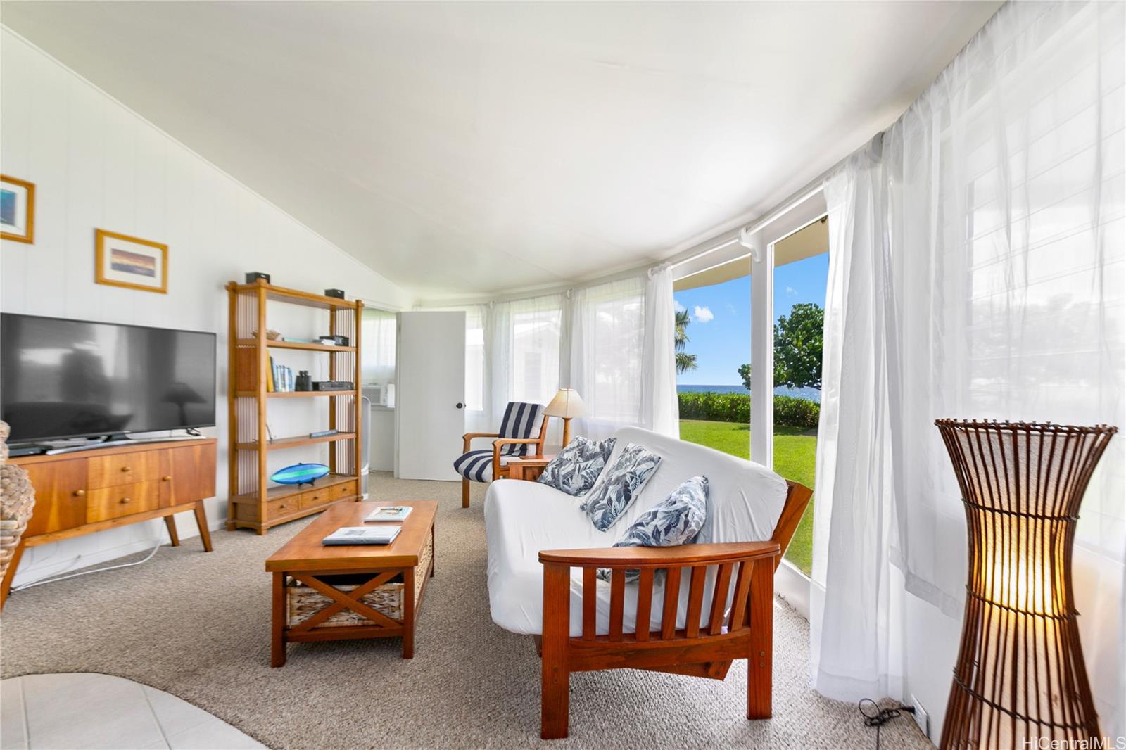 84-485  FARRINGTON Hwy Makaha, Leeward home - photo 19 of 25