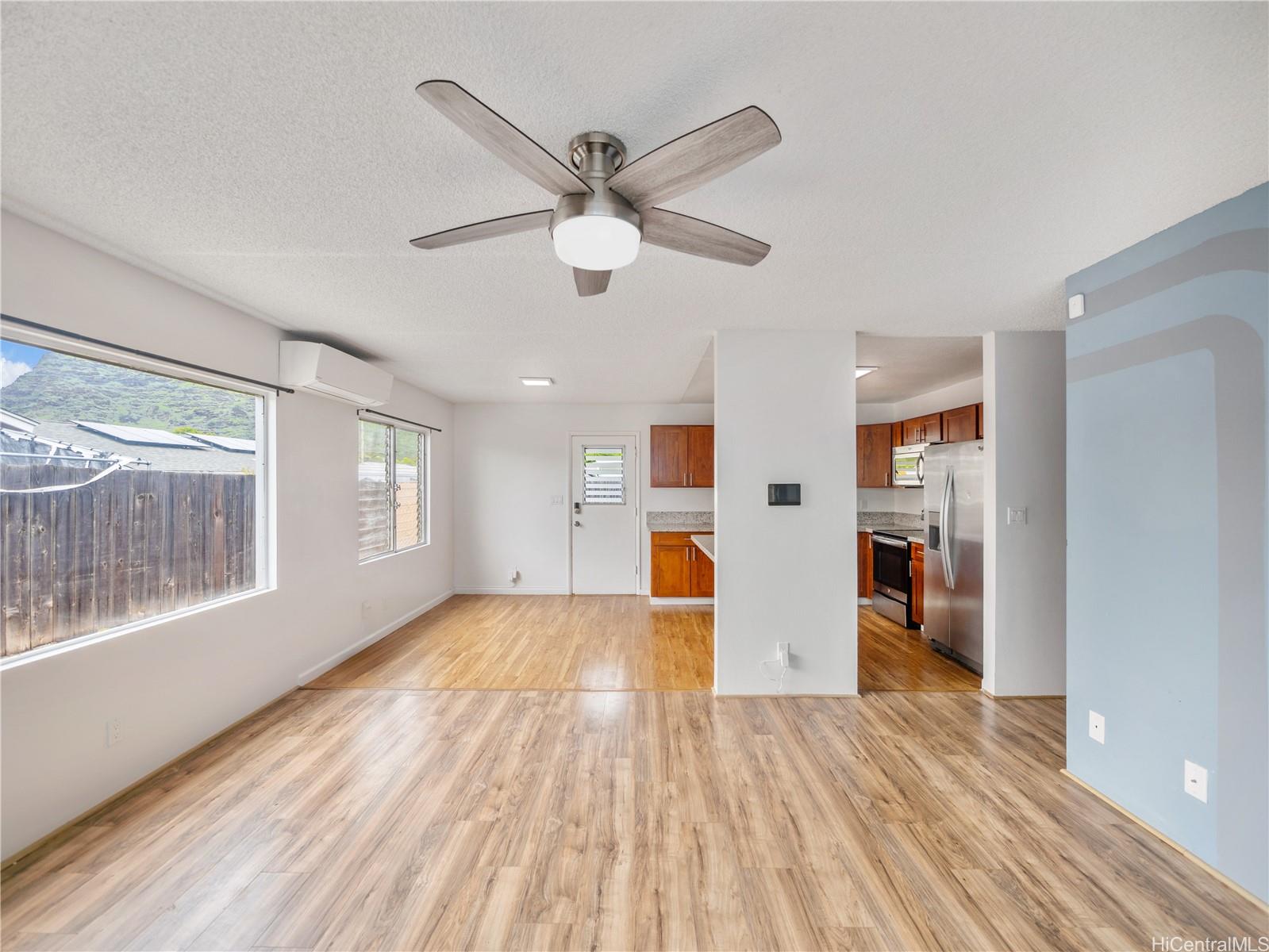 84-537  Manuku Street Makaha, Leeward home - photo 9 of 24