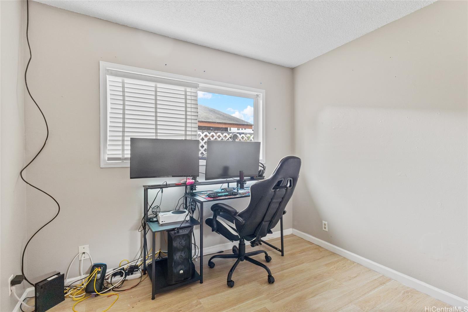 84-561  Manuku Street Makaha, Leeward home - photo 13 of 25