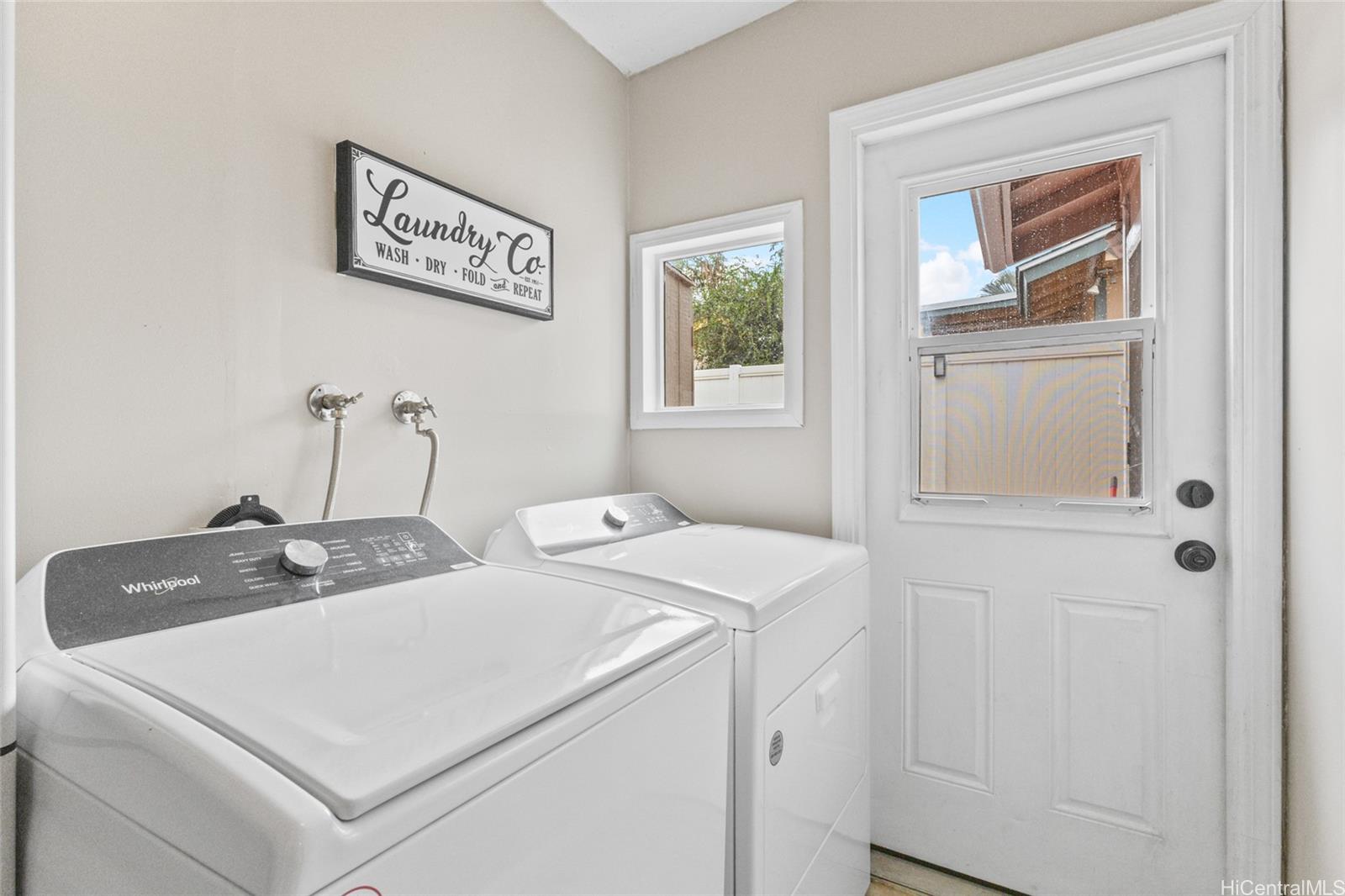 84-561  Manuku Street Makaha, Leeward home - photo 10 of 25