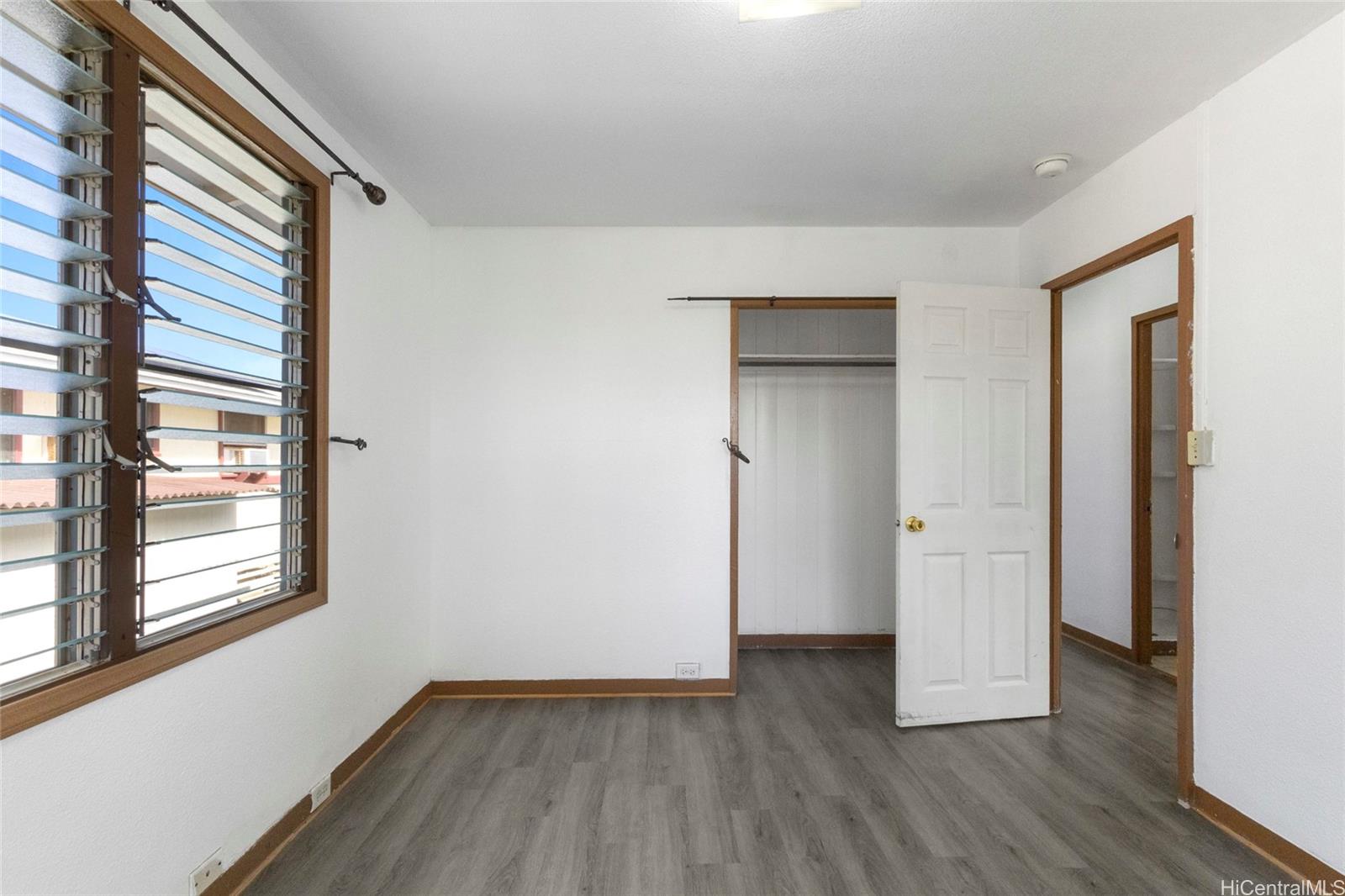 84-570  Farrington Hwy Makaha, Leeward home - photo 12 of 17