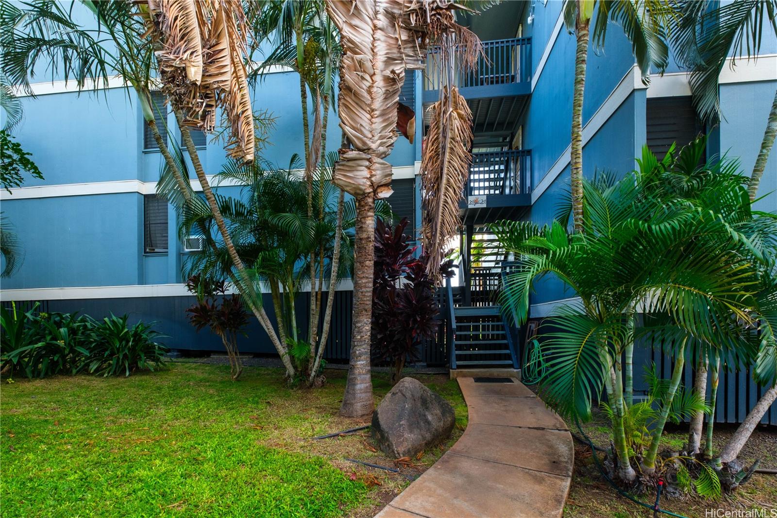 Makaha Oceanview Estates condo # 203B, Waianae, Hawaii - photo 22 of 24