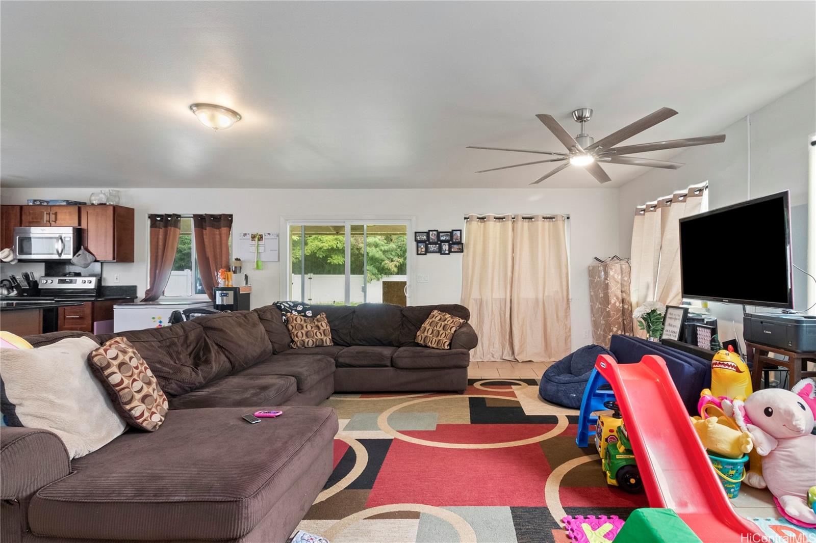 84-575  Kili Dr Makaha Oceanview Estates, Leeward home - photo 2 of 15