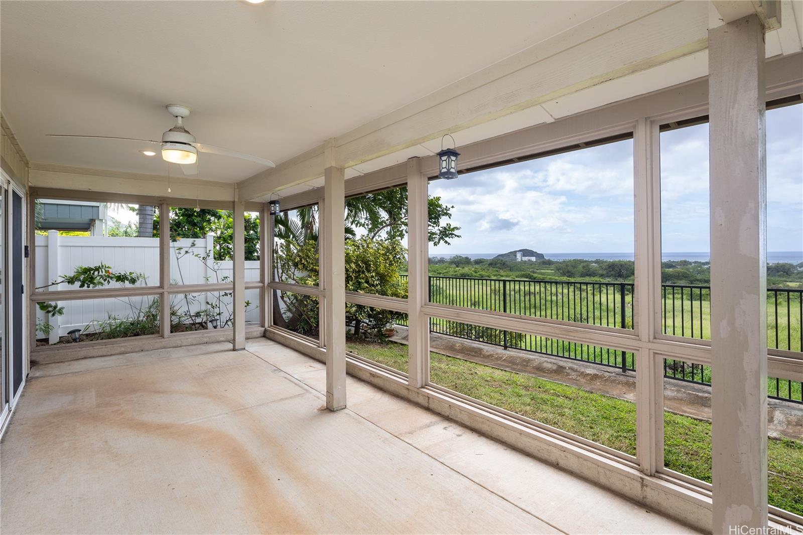 84-575  Kili Drive Makaha Oceanview Estates, Leeward home - photo 7 of 25