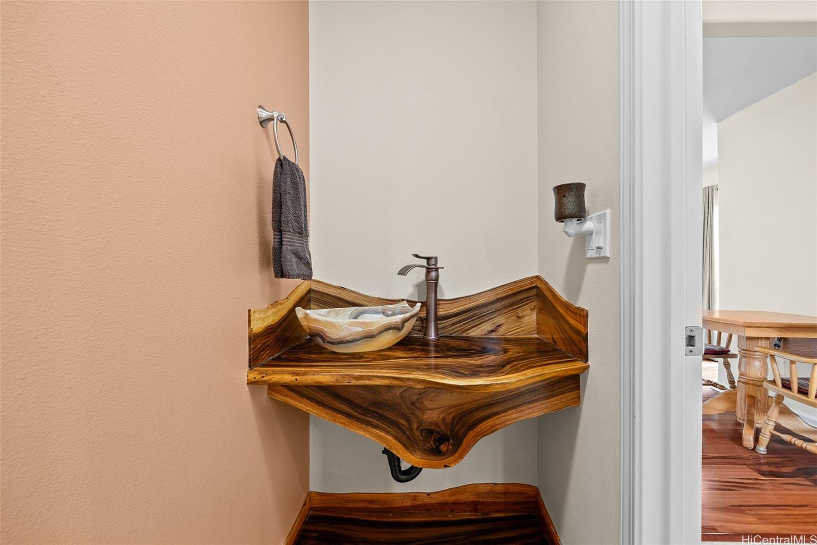 84-575  Kili Drive Makaha Oceanview Estates, Leeward home - photo 3 of 22