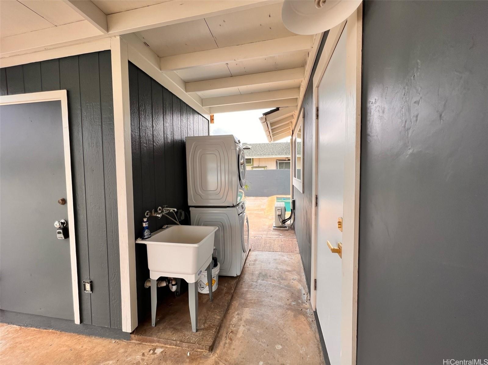 84-593  Nukea St Makaha, Leeward home - photo 14 of 18