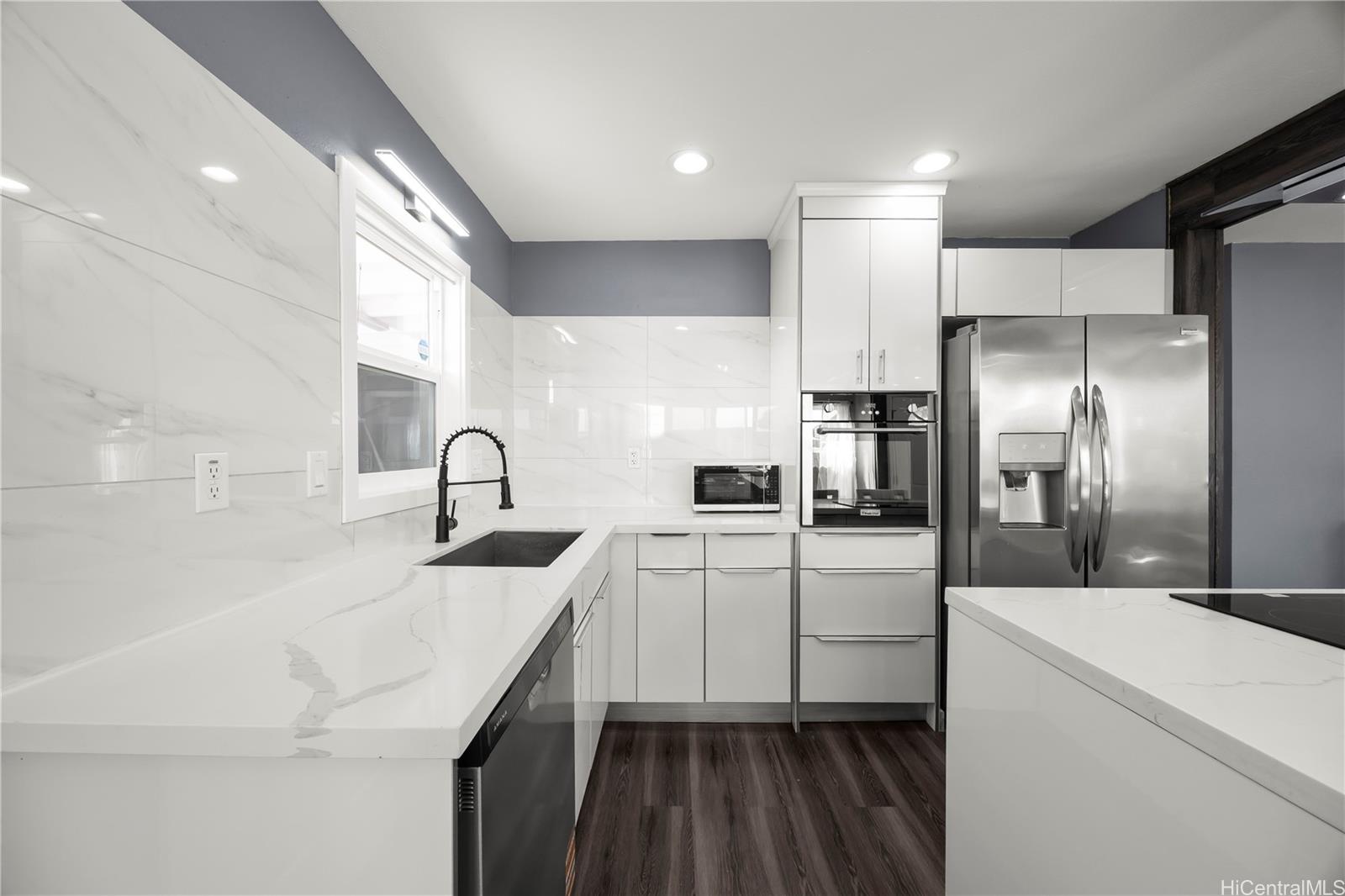 84-594  Nukea Street Makaha, Leeward home - photo 7 of 25